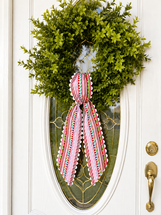 Striped Christmas Wrreath Sash