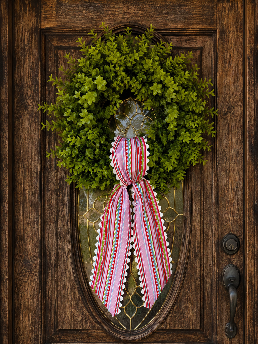 Striped Christmas Wrreath Sash